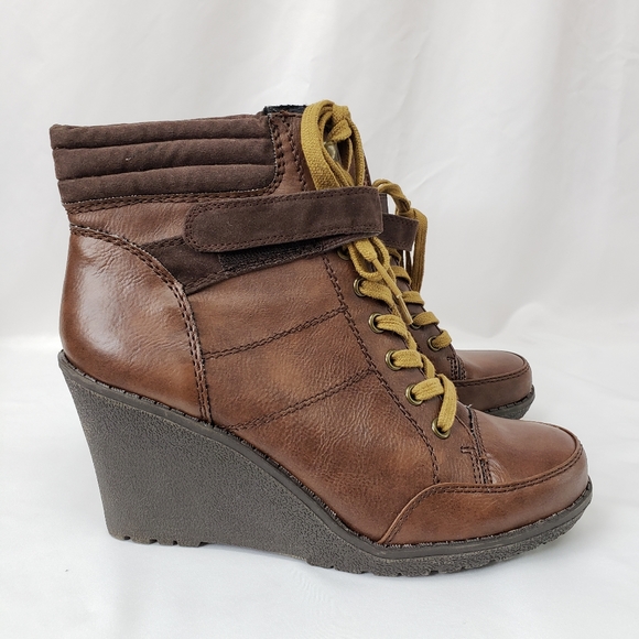 BONGO Shoes - BONGO Lace Up Brown Wedge Booties